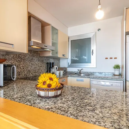 Goldhome - Primera Linea De Mar, 2 *